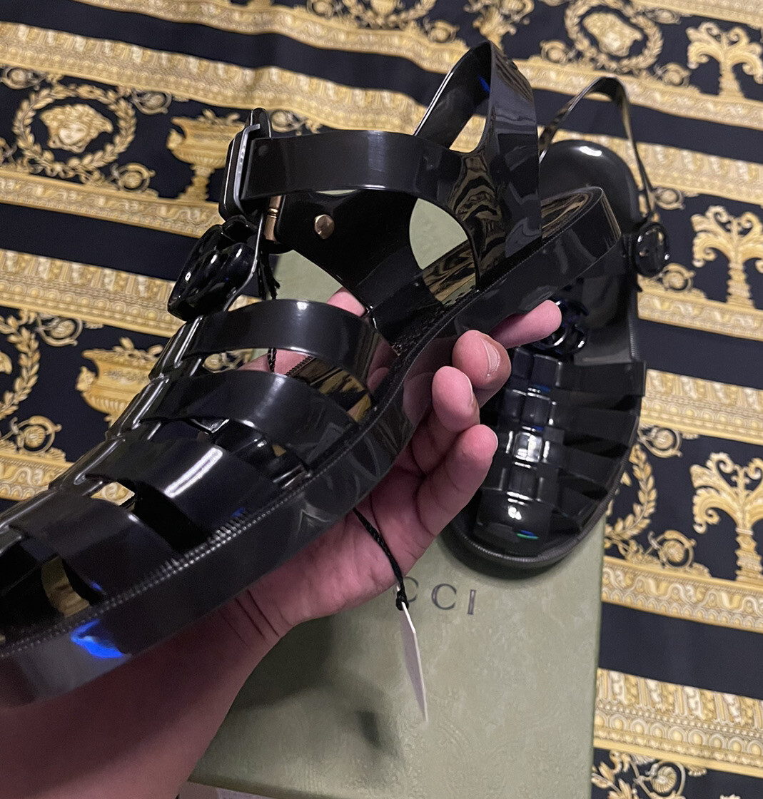 NEW AUTH Gucci 674132 BLACK RUBBER SHINY SANDALS SHOES FISHERMANS
