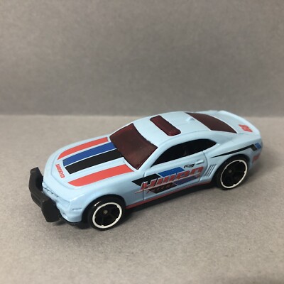 Hot Wheels Highway Patrol Blue T9579 HWPD Interceptor #68 Made in