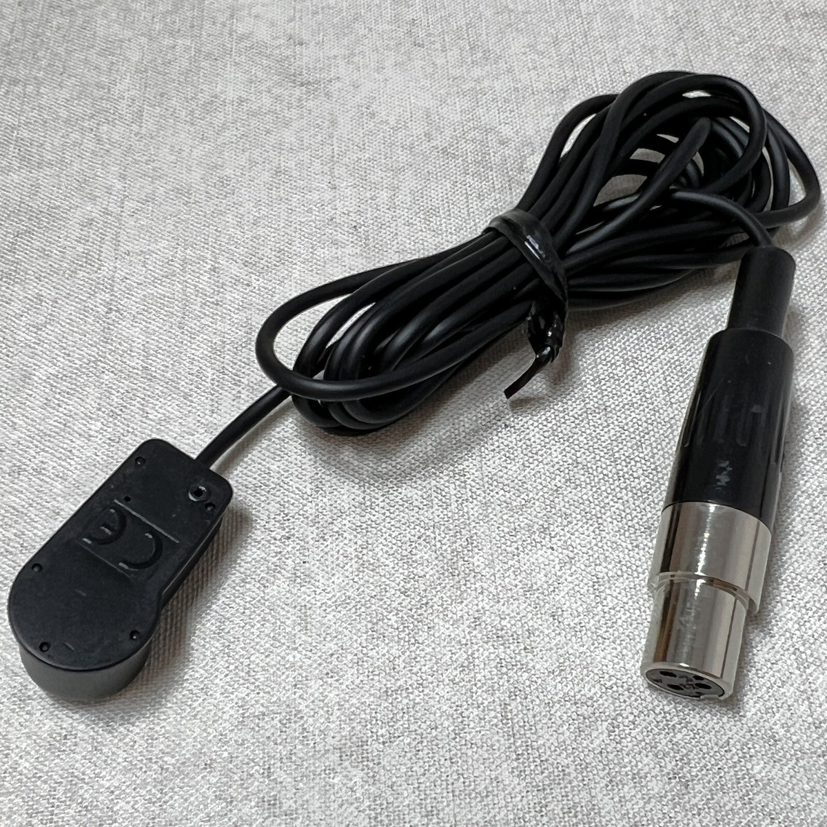 AKG C411 L C 411 III Miniature Condenser Vibration Pickup