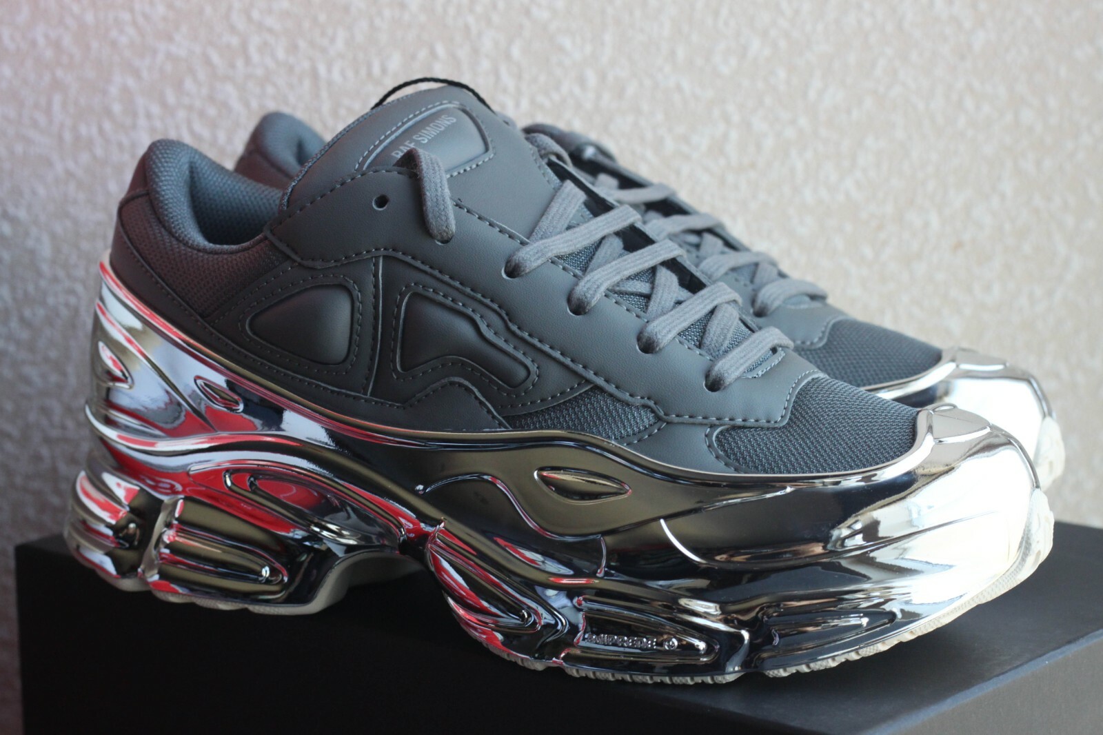 Adidas Ozweego Raf Simons Ash Silver Metallic 3 Bunny US 7.5 UK 7