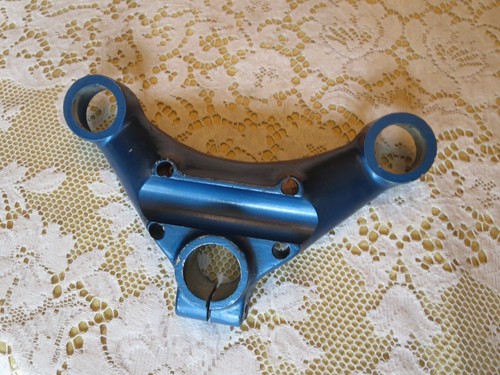 1999 Zx9 KAWASAKI NINJA UPPER TRIPLE TREE TOP STEERING CLAMP
