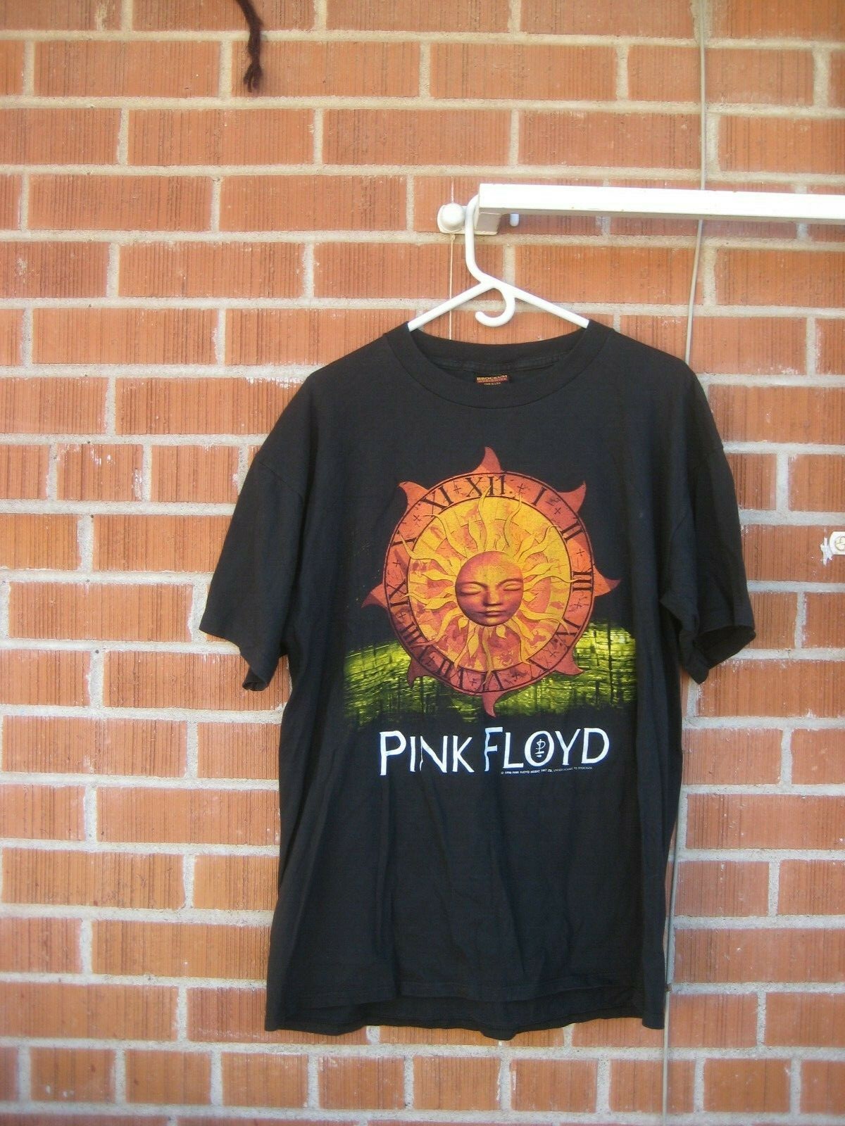 1994 Vintage PINK FLOYD - English Rock Band ** Fine XL Brockum T