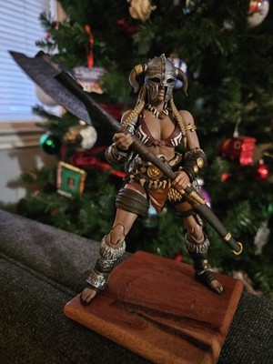 Xesray Studio Fight for Glory Combatants Exclusive Gold Hildr 1/12