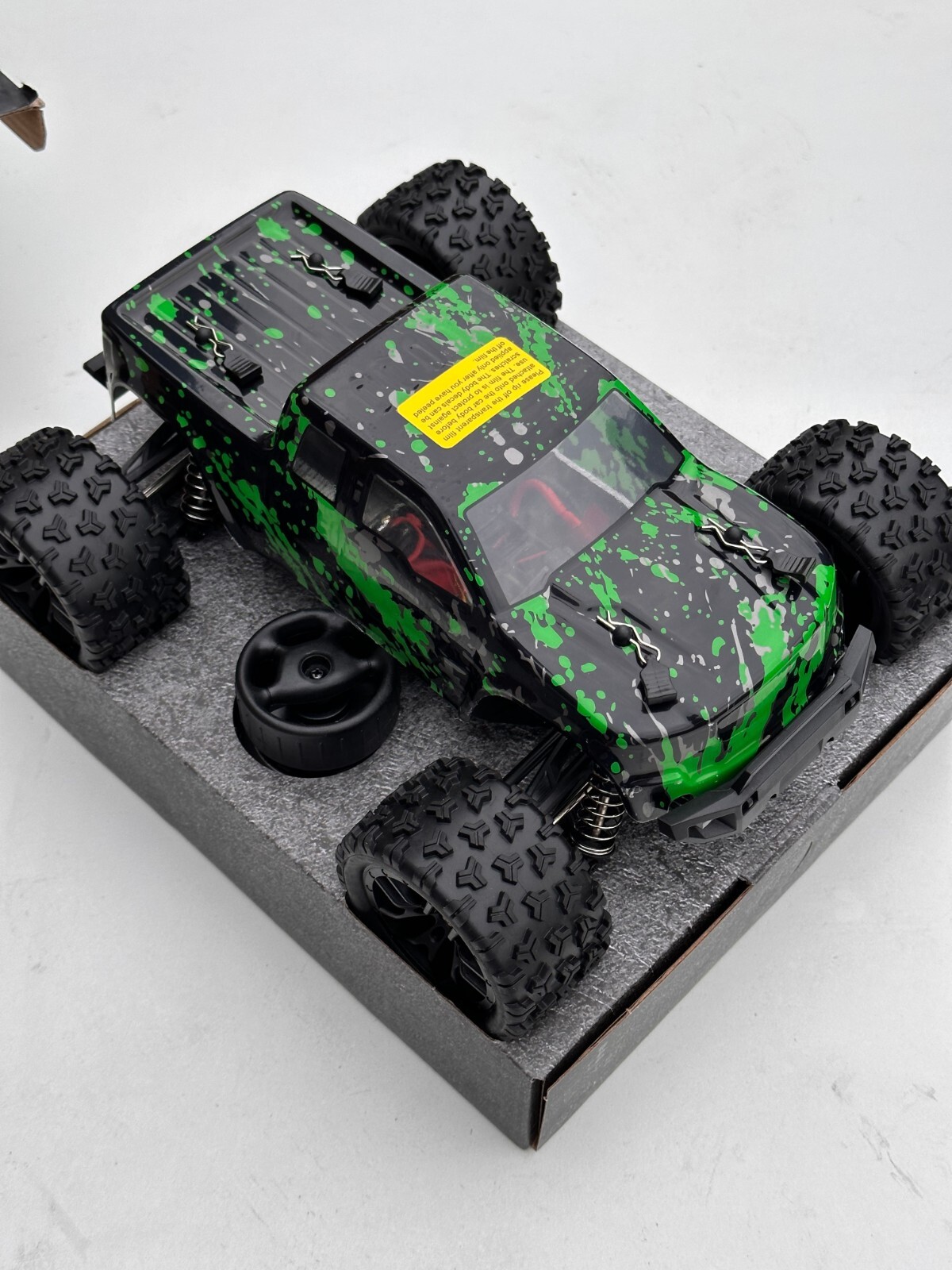 HAIBOXING 1:18 Scale RC Car 18859, 4WD GREEN Brand New GREEN, Gift