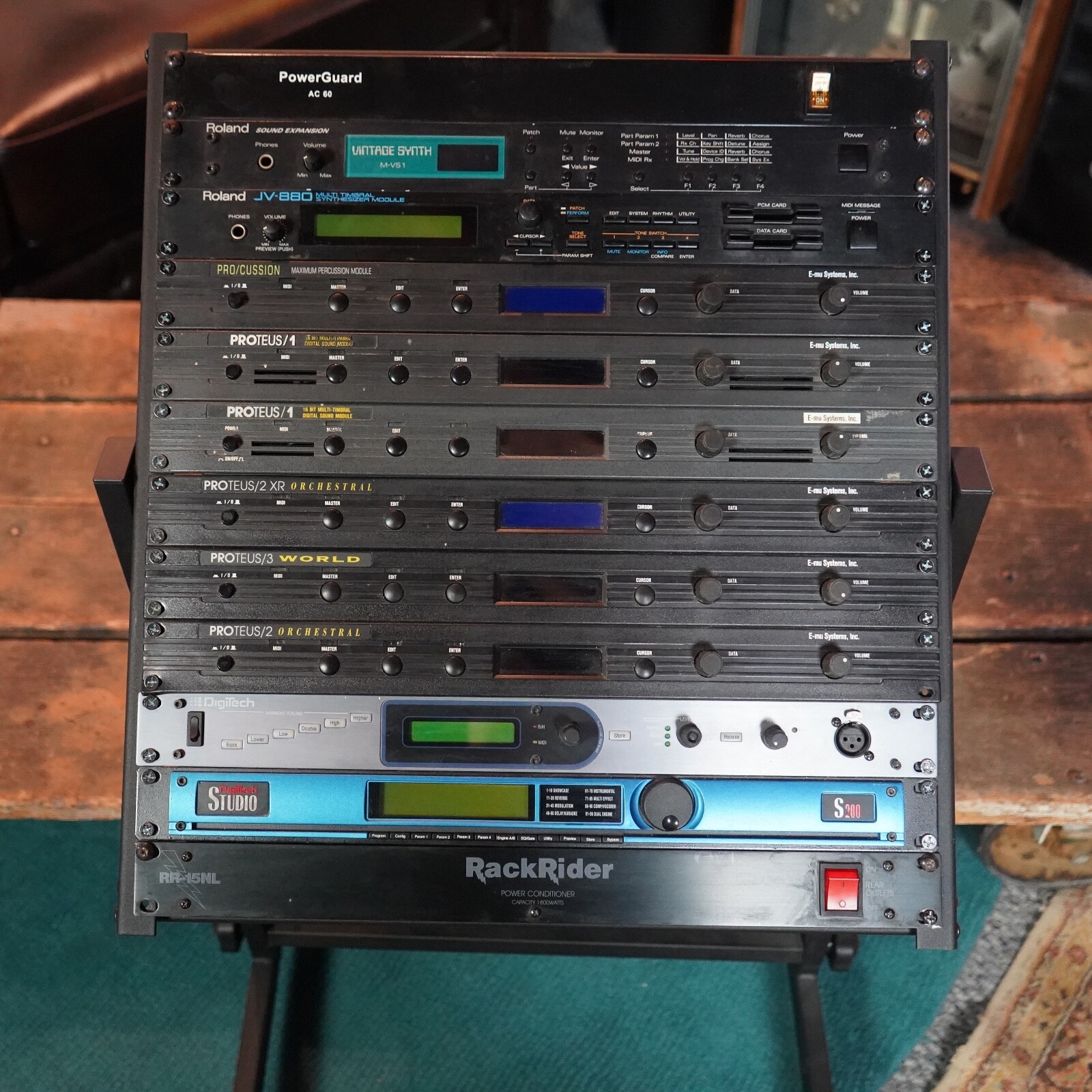Roland JV-880 Multi Timbral Synthesizer Synth Module | eBay