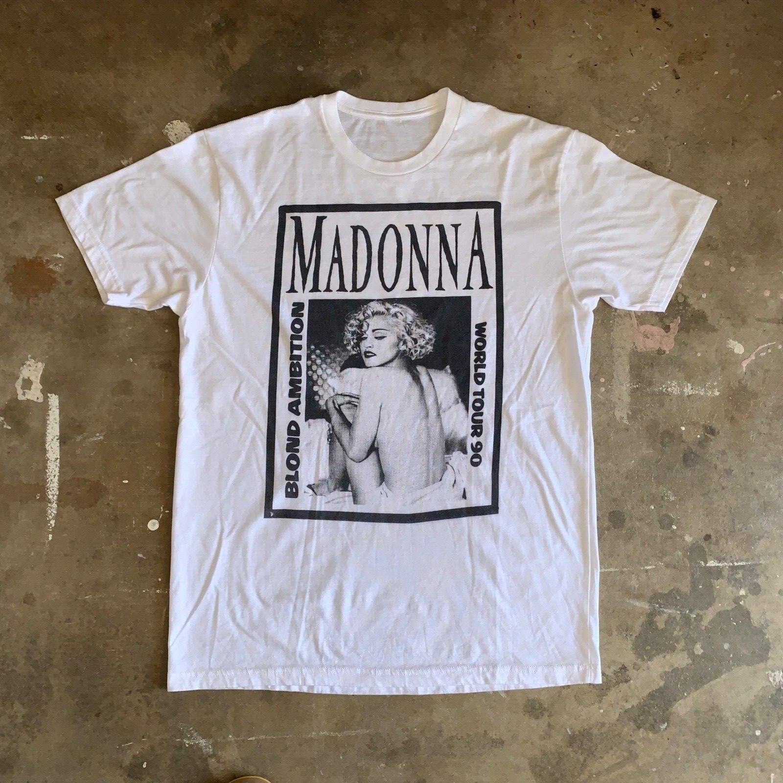90s VINTAGE MADONNA BLOND AMBITION WORLD TOUR 1990 T-SHIRT MEN SZ