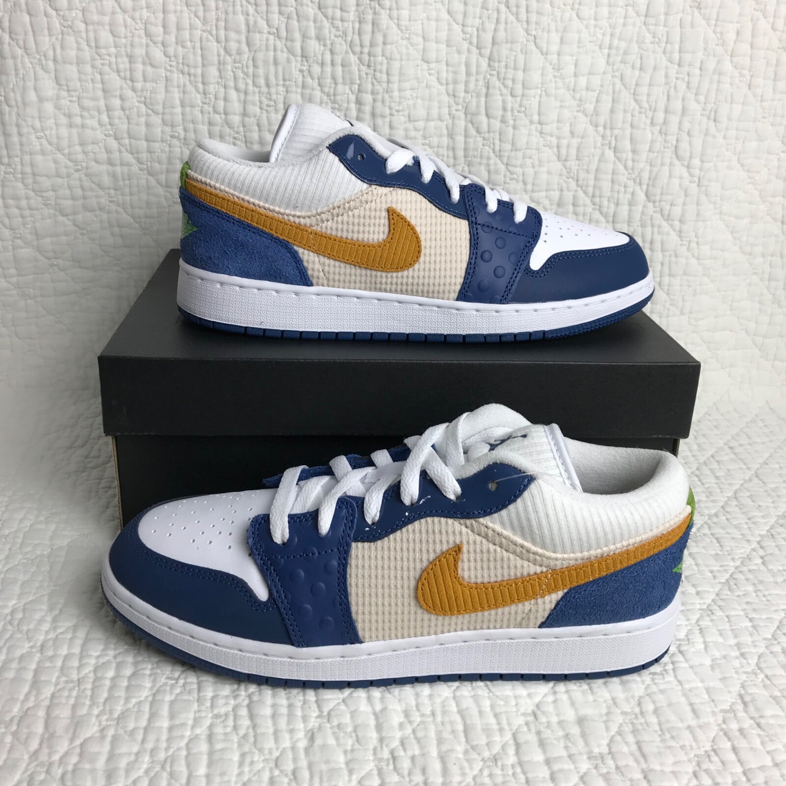 Nike Air Jordan 1 Low SE (GS) Shoes Big Kids SZ 7Y French Blue