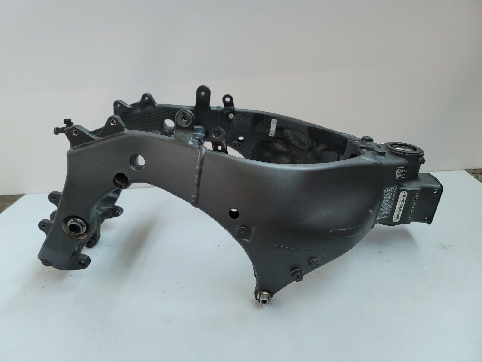 2021 Kawasaki ZX10R ZX10 Ninja Main Frame Chassy SALVG 100