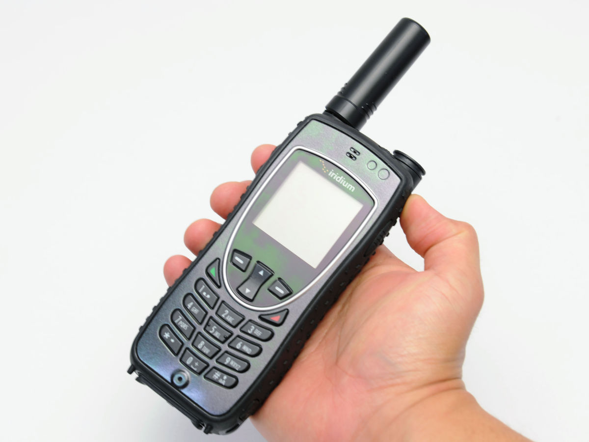 衛星電話 【希少・KDDI】イリジウム衛星携帯電話 Iridium 9505A 本体