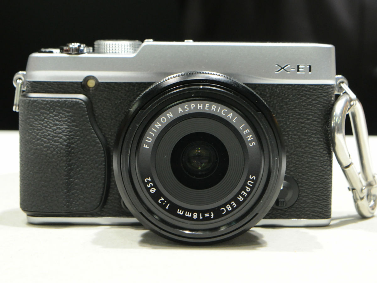 フルサイズセンサーに迫る高画質をローパスフィルタを省いて実現した