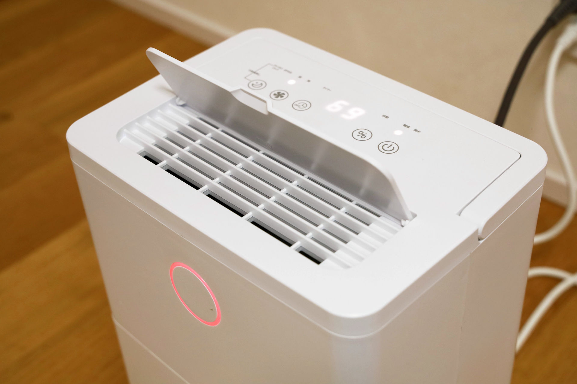 山善のコンプレッサー式小型除湿機「YDC-J03」を実際に使ってみた