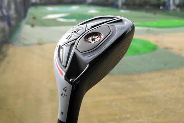 操作性に優れたアイアン的UT」テーラーメイド R15 ユーティリティ｜新