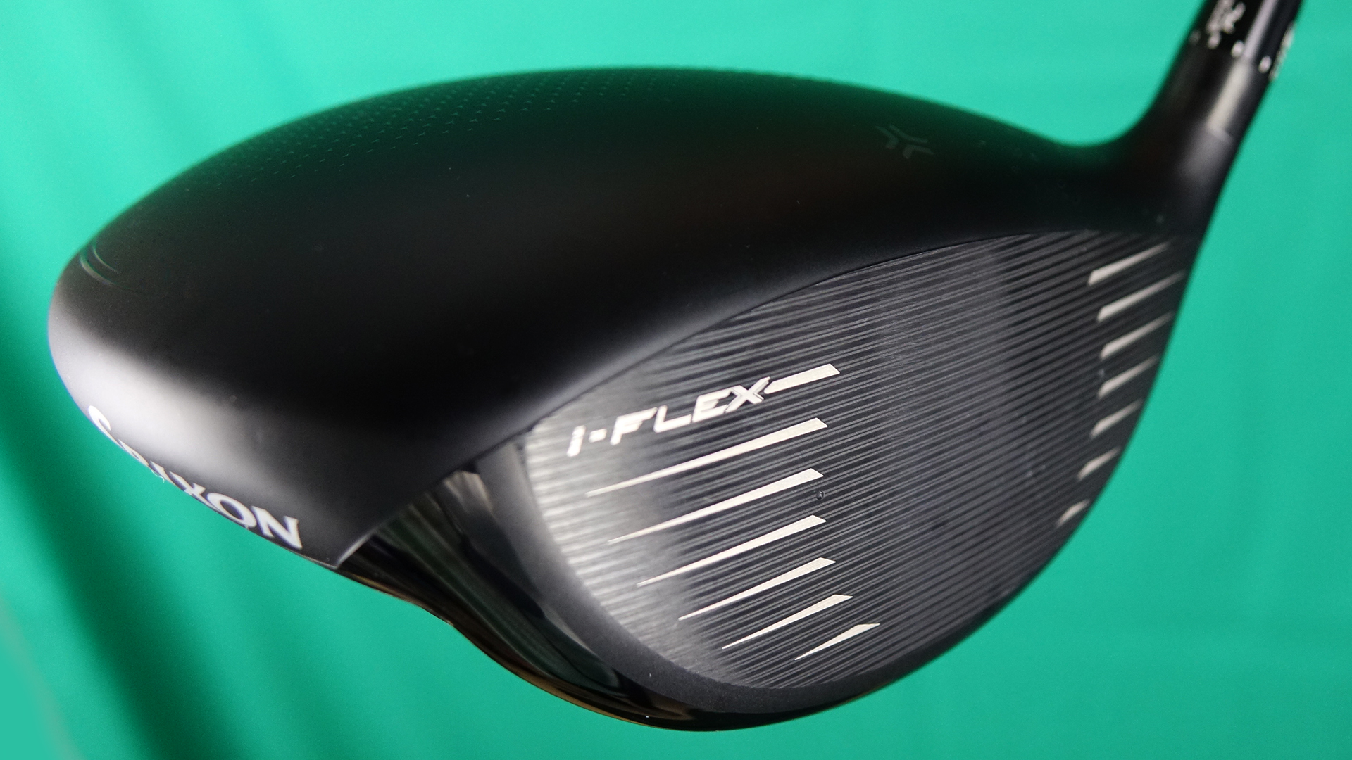 スリクソン ZXi ドライバーを西川みさとが試打「ZX5継承 クセのないど