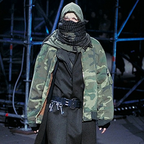 Stream Raf Simons Score - For : Autumn/Winter 2001-2002 