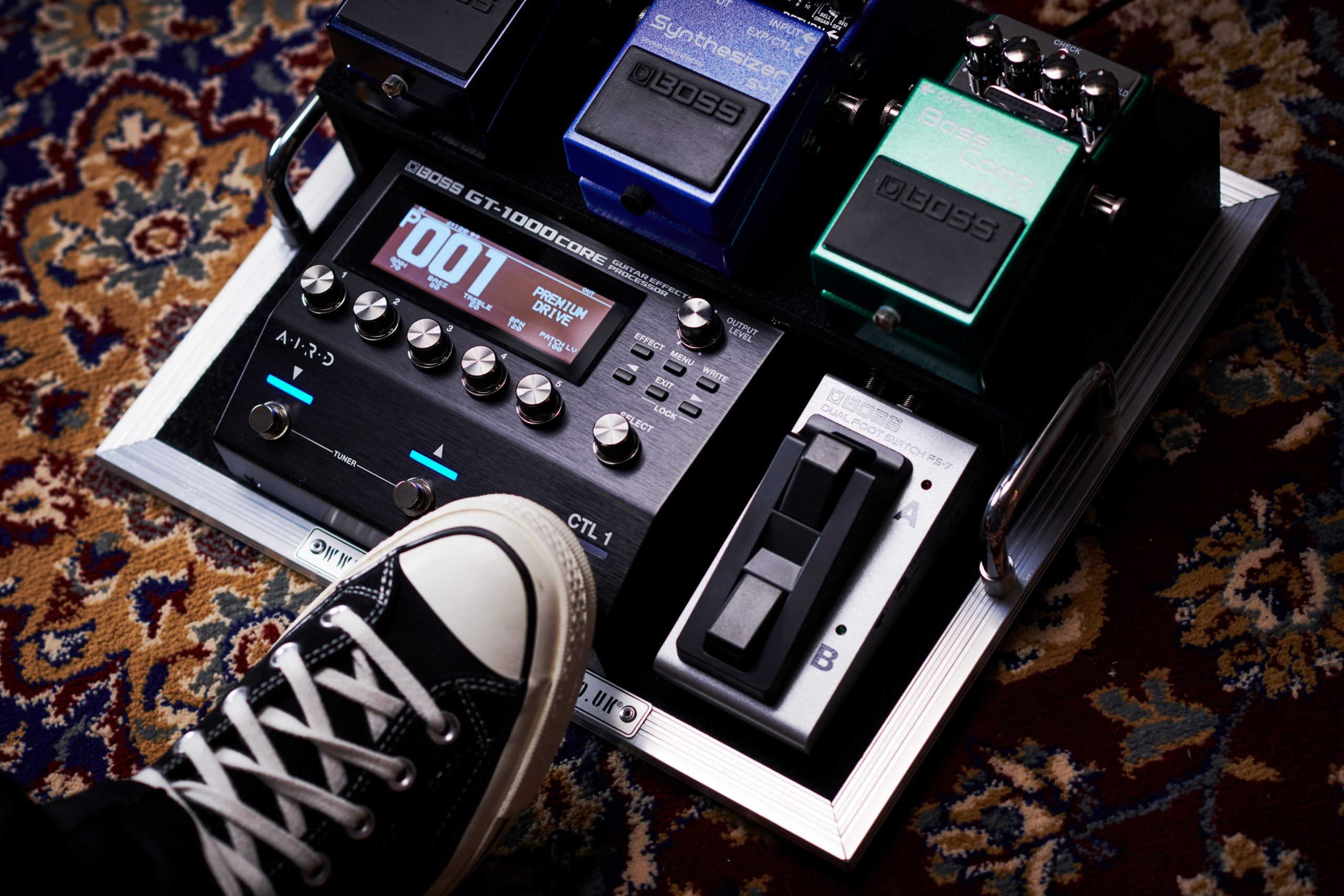 BOSSから新製品3機種 GT1000CORE、RC-5、RC-500 – GuitarQuest