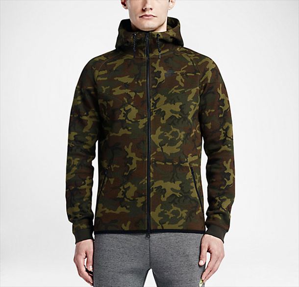 カモフラ柄の「NIKEテックフリース」新作3タイプが発売