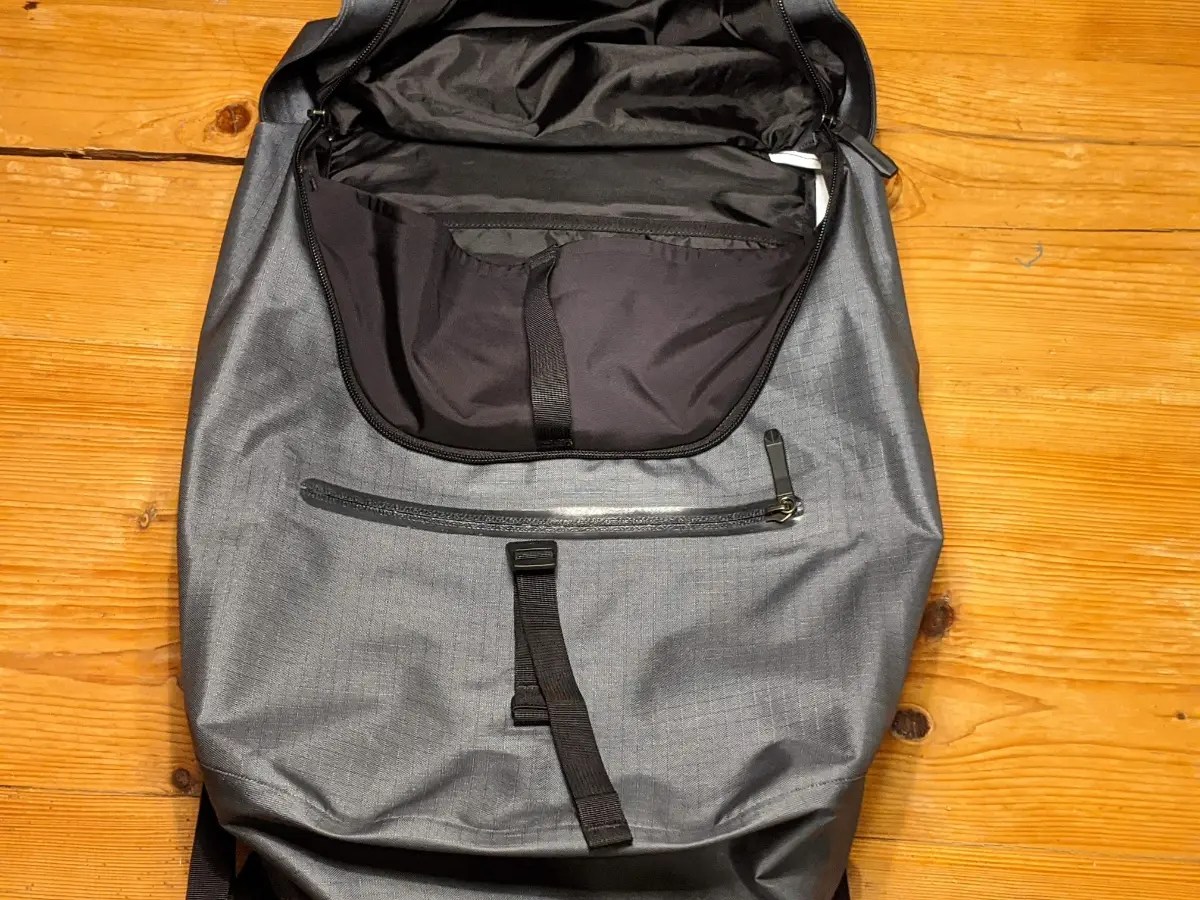 アークテリクス・新型グランヴィル20 レビュー】高評価でビジネス使い