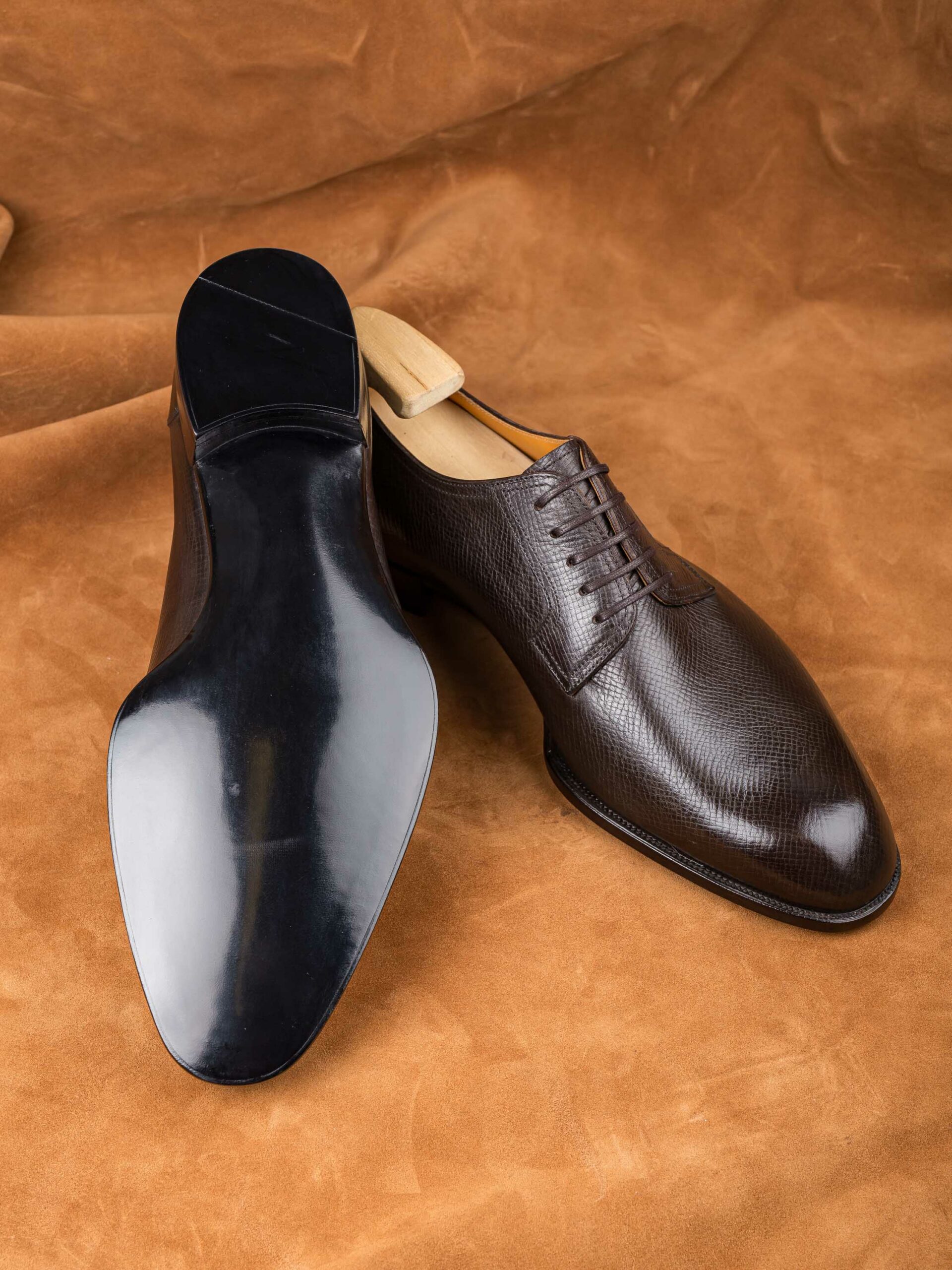 バイヤーズガイド - Oct. Tenth - jp.shoegazing.com