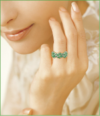 エメラルドのクローバー＞宝飾フルエタニティリング：I・E・I