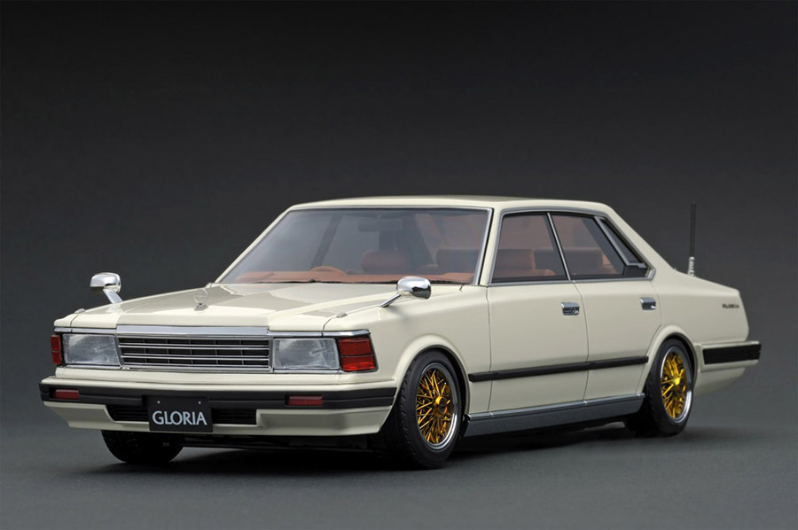 IG1467 1/18 Nissan Gloria (P430) 4Door Hardtop 280E Brougham White