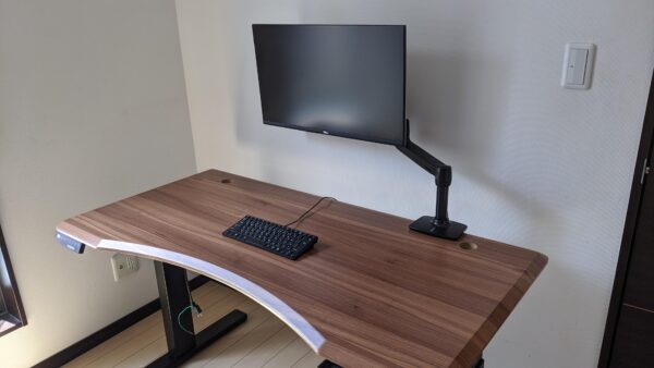 FlexiSpot純正カーブ型天板 失敗しない取り付け方法とレビュー - AI