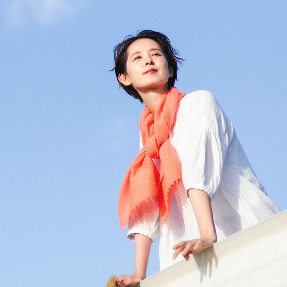 MOJIRI ドライコットン ショートマフラー』コーラル | 今治タオル