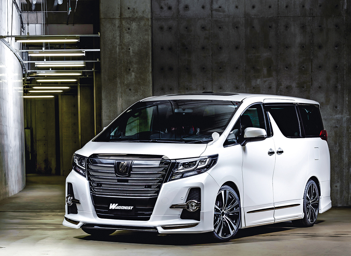 格闘家「魔裟斗」がアルファードのエアロパーツをプロデュース | AUTO