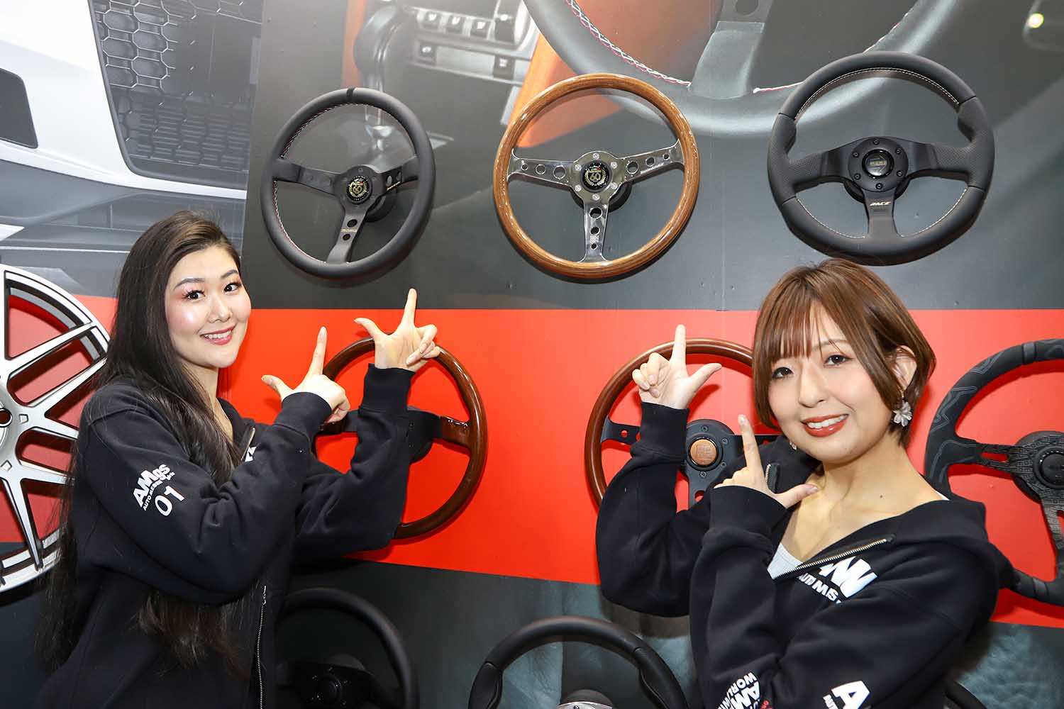 E. Nishi 3スポークハンドル E. Nishi 3スポークハンドル E. Nishi 3