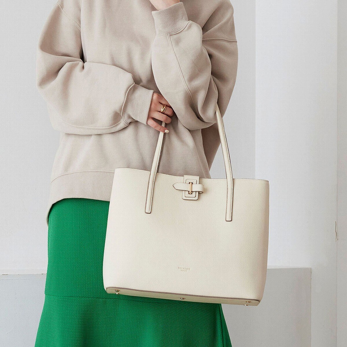 TREASURE TOPKAPI】ベルトデザイン スリム トートバッグ | トプカピ