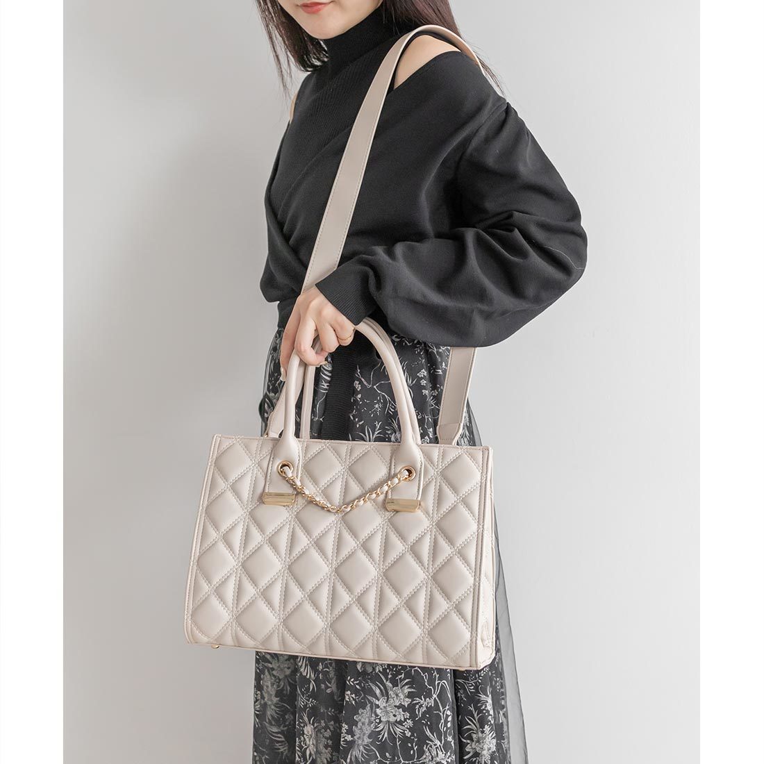 24春夏新作＞2WAYチェーンデザインキルティングトートバッグ | ランダ