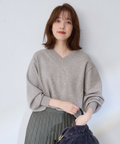 セール】 ボリュームスリーブVネックニット （ニット・セーター