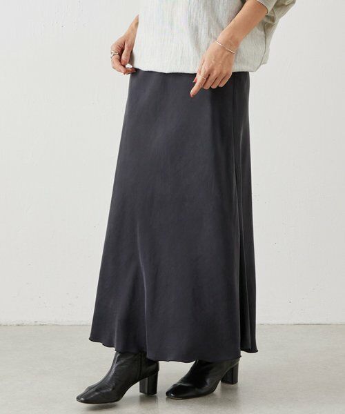 バックテールスカート （ロング・マキシ丈スカート）｜BEARDSLEY