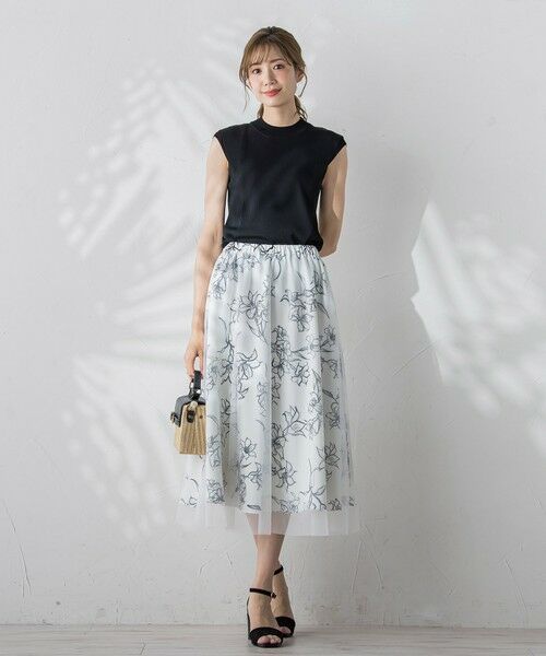 セール】 モノトーンフラワープリントフレアースカート≪手洗い可能