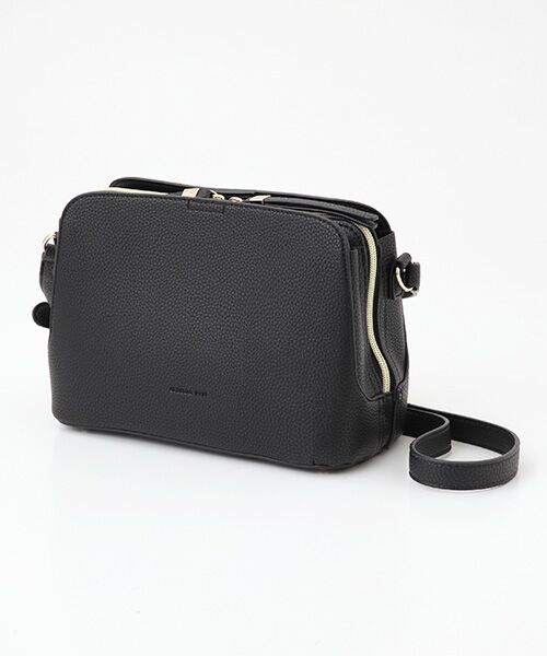 多収納】アオリショルダーバッグ （ショルダーバッグ）｜MONICA