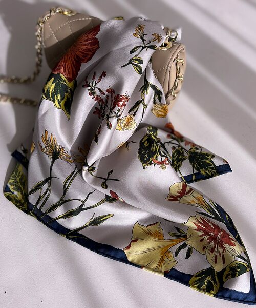 manipuri / マニプリ】フラワーブーケシルクスカーフ （バンダナ