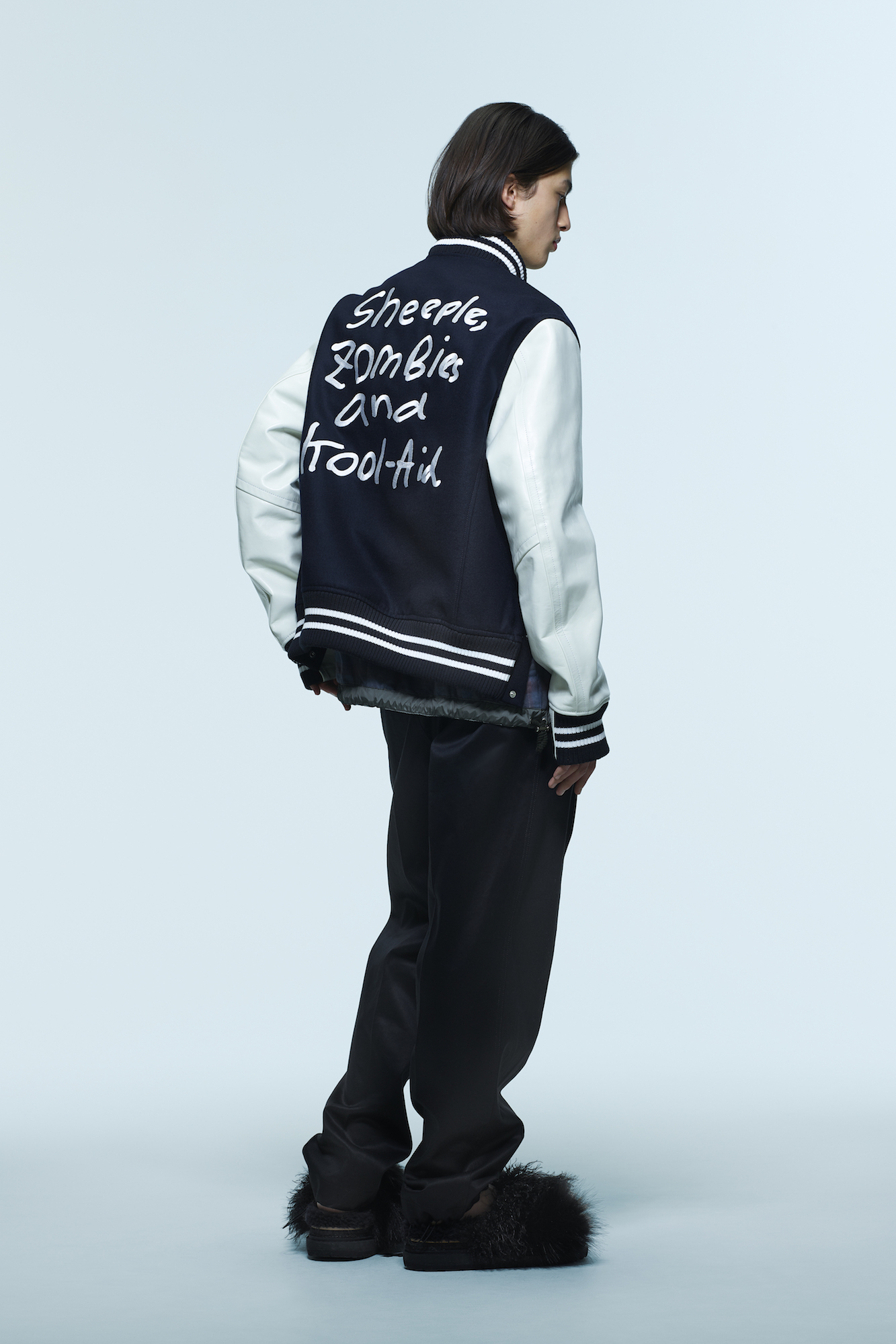 サカイ」がアーティストのMADSAKIとコラボ - TOKION