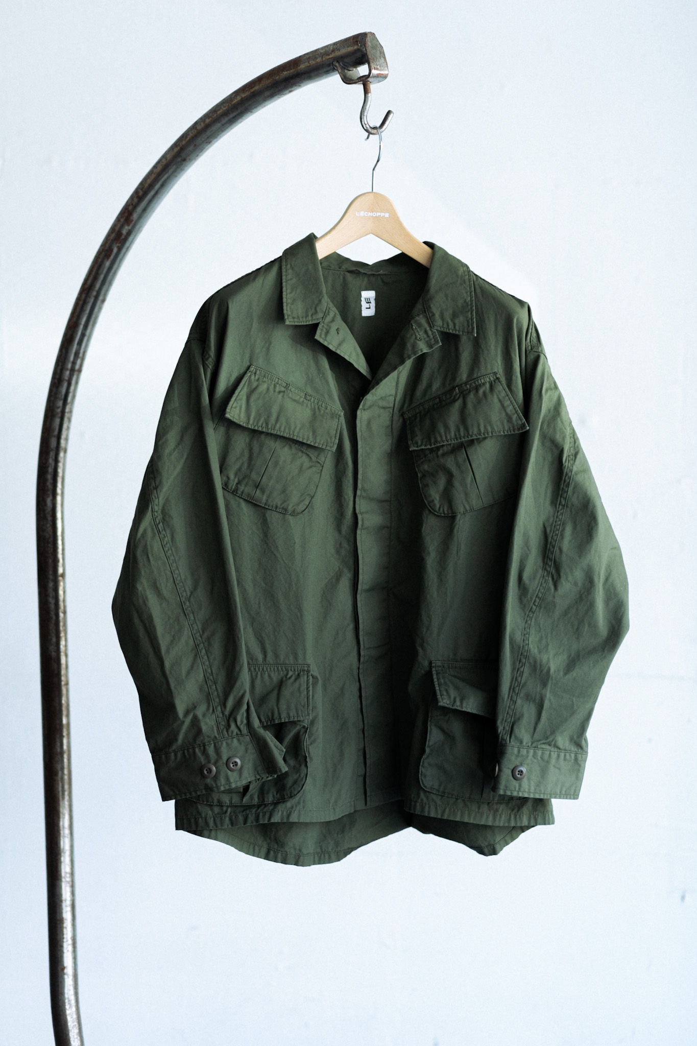 レショップ」による「LE」が新作を発売 米軍“ジャングルファティーグ