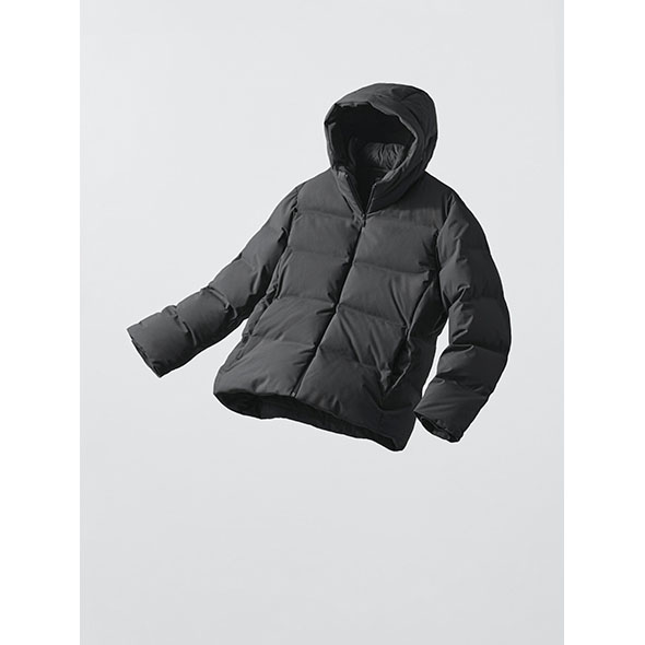 ド定番！【ユニクロ】の「黒ダウンジャケット」3選【2026年1月版】（1