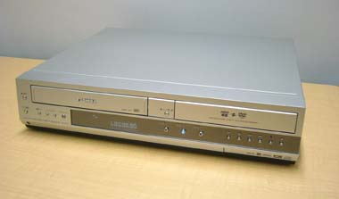 2025問題東芝RD-XV81VHS搭載3in1 レコーダー地デジビデオダビング 2025