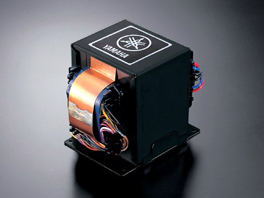 力強さと繊細さをピュアに表現――音の本質がわかるAVアンプ「DSP-AX4600