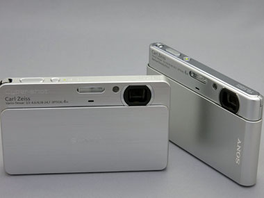いつも持ち歩きたくなる“フラット”サイバーショット「DSC-T700」「DSC