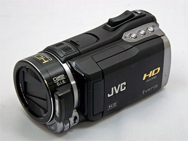 精細描画とマニュアル操作に注目、Everio「GZ-HM400」：秋のフルHD