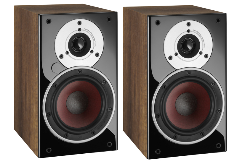 シンプルにテレビやPCの音をアップグレード――DALIからアンプ内蔵