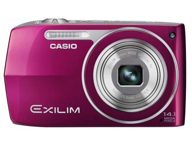 カシオ、“スリム＆スピーディー”デザインの「EXILIM EX-Z2000