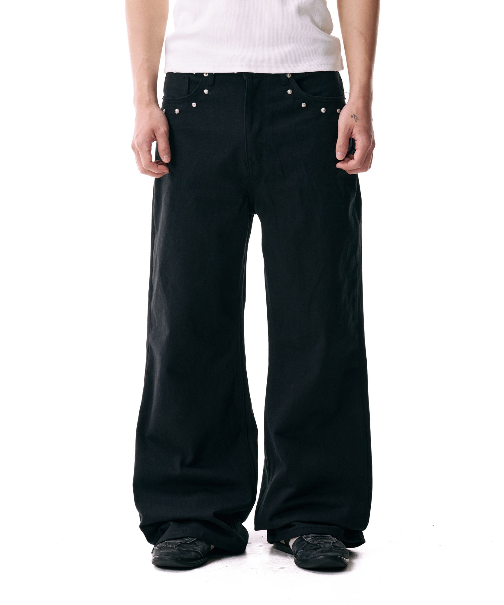 MUSINSA公式 | AAKAM Multi Studded Cotton Pants (Black)