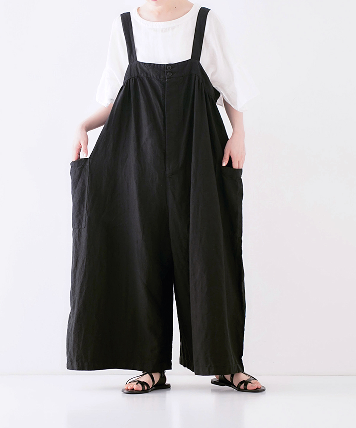 ブラックリネンワイドサロペット｜nest Robe / CONFECT ONLINE SHOP