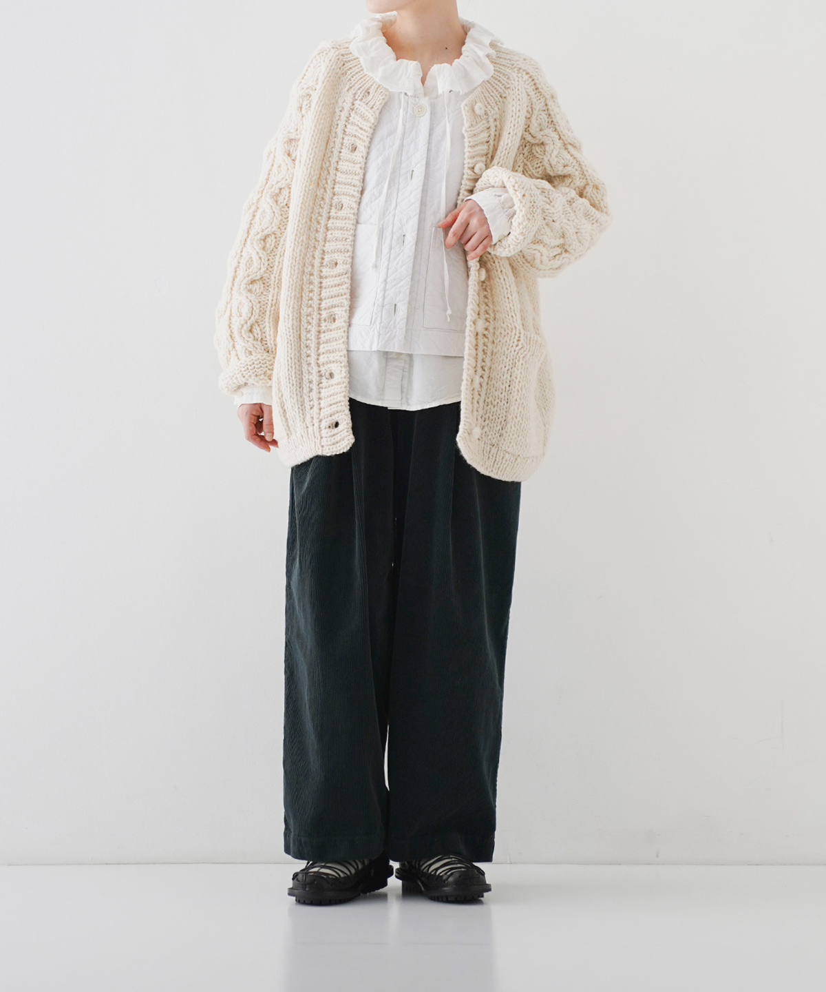 ペルーケーブルスリーブニットカーディガン｜nest Robe / CONFECT