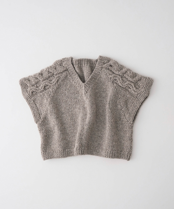 ペルーラグランケーブルニットベスト｜nest Robe / CONFECT ONLINE SHOP