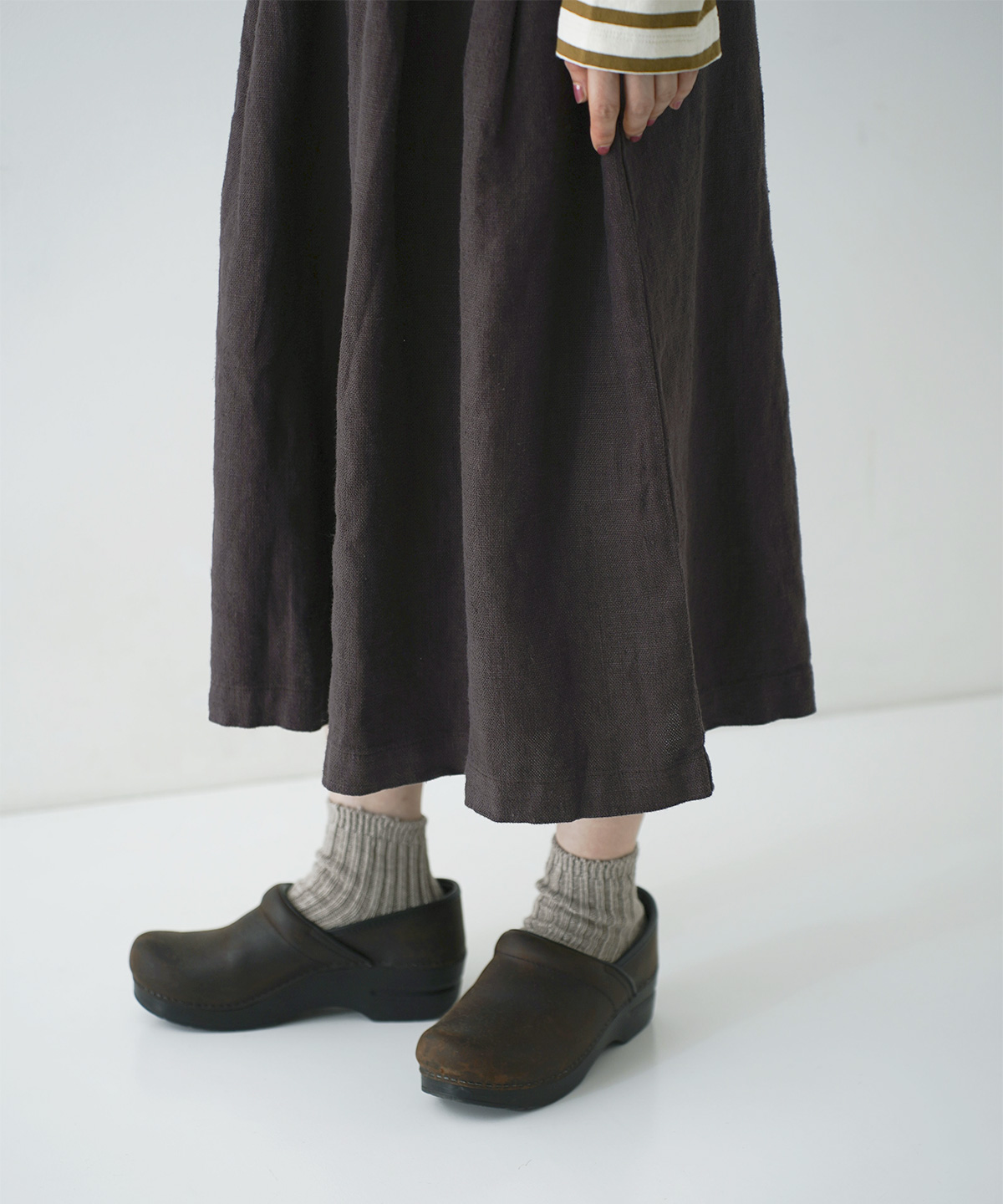 ヘビーリネンタックキュロット｜nest Robe / CONFECT ONLINE SHOP