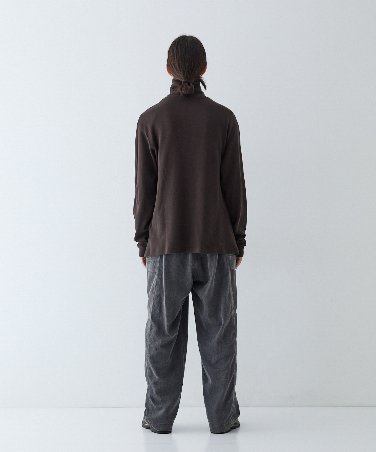 コットンスムース タートルネック プルオーバー｜nest Robe / CONFECT